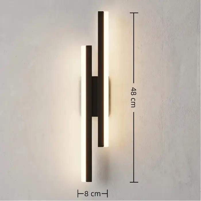Applique murale LED en acrylique or/noir de style nordique, idéale pour l'éclairage intérieur modern