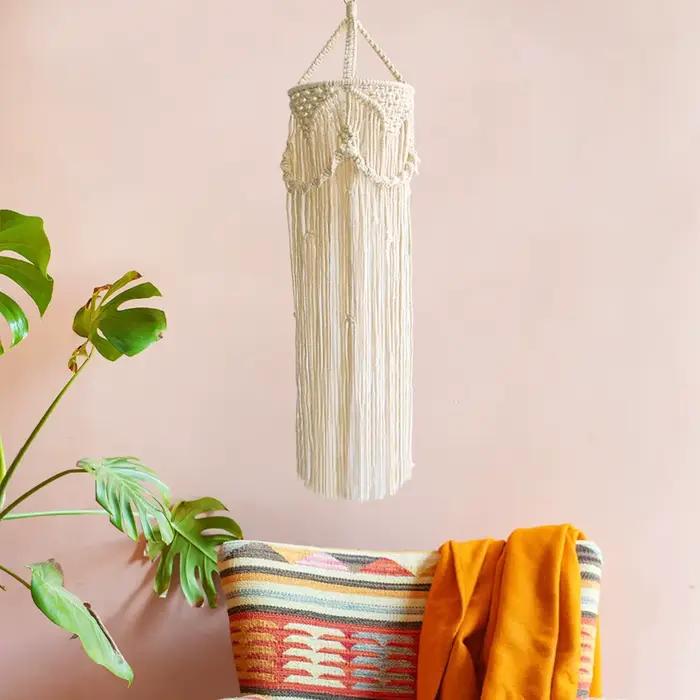 Abat-jour bohème en macramé avec pompon