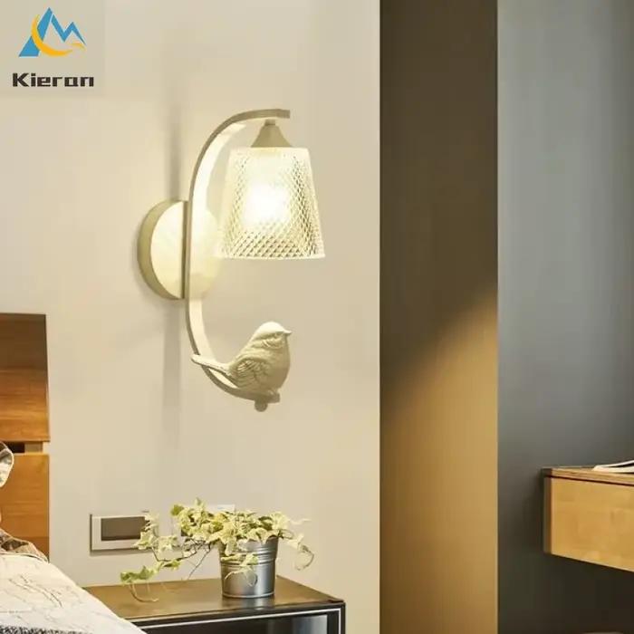 Lampe murale à LED en forme d'oiseau