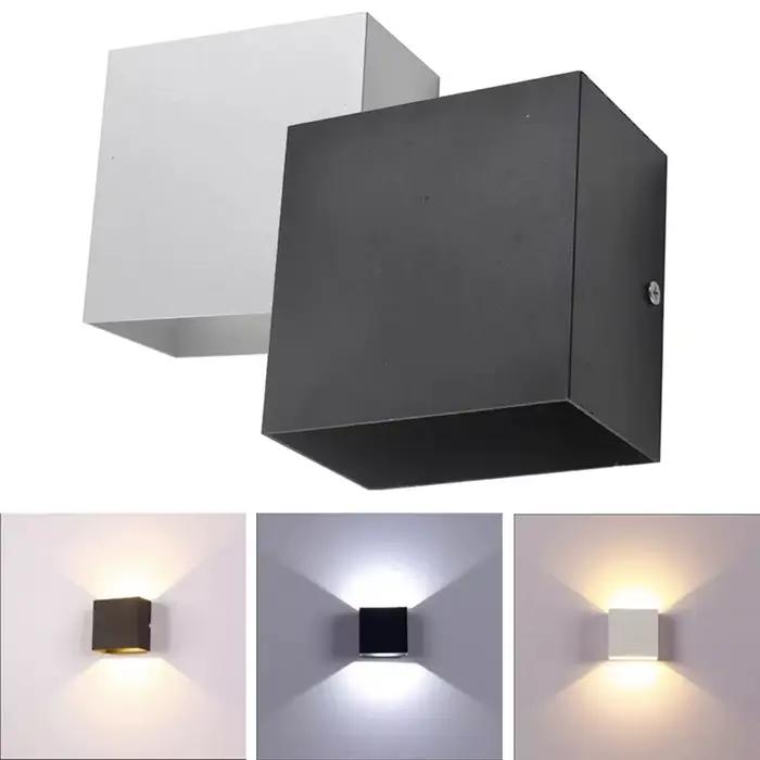 Applique murale LED d'intérieur en aluminium
