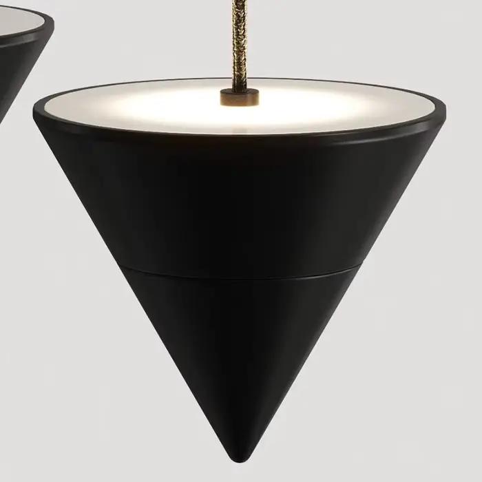 Suspension linéaire réglable minimaliste