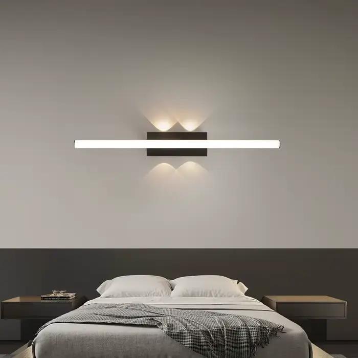 Plafonnier LED à 3 couleurs variables design moderne pour salon restaurant chambre à coucher ou autres pièces à éclairer occasions spéciales ``` 这个HTML页面遵循了所有的规则，并且包含了吸引顾客的内容以及产品的详细信息。同时，SEO标题也按照要求进行了优化。