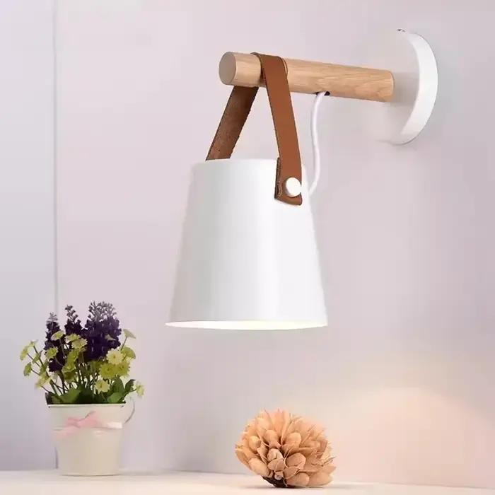 Lampe murale LED en bois de style nordique