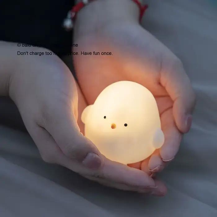 Veilleuse électronique en forme de poussin, jouet lumineux, figurine d'anime, lumière chaude, décoration d'ambiance, forme mignonne, cadeau