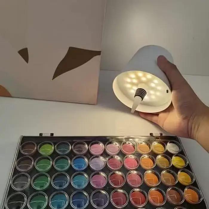 Lampe LED sans fil à commande tactile