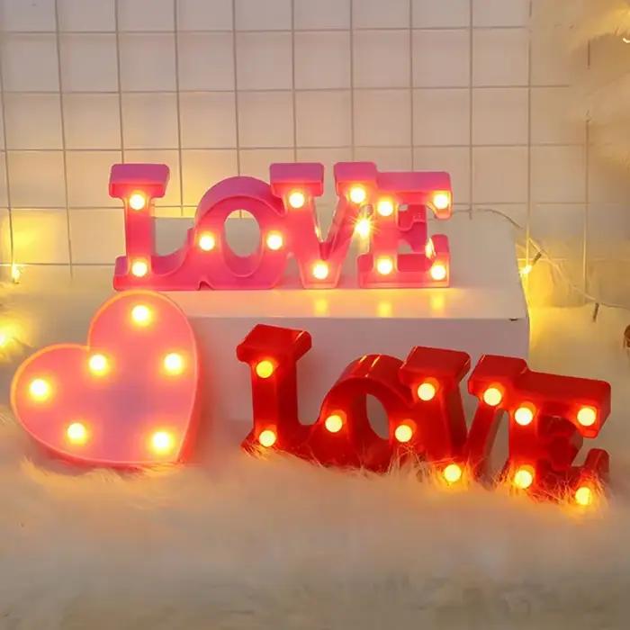Proposition romantique de Saint-Valentin 3D AMOUR LED lettre signe veilleuse coeur chapiteau lampe de table lanternes lampe pour mariage de Noël