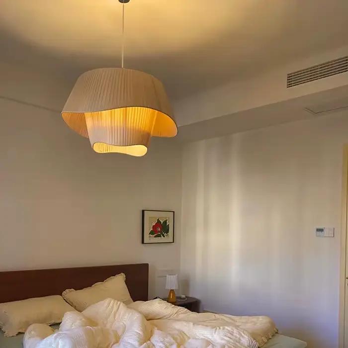 Lampe suspendue plissée française