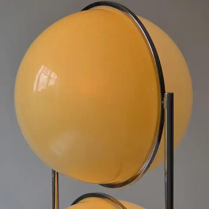 Lampadaire boule Led blanc nordique