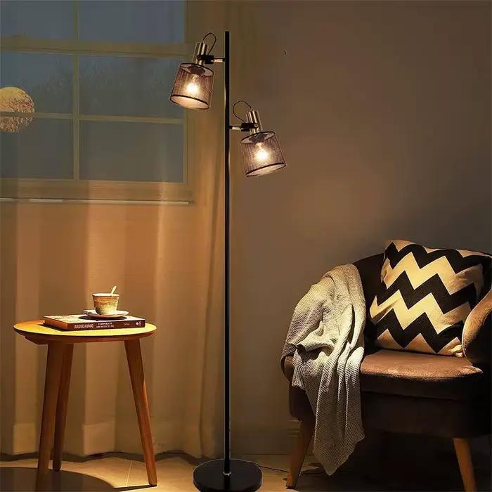 Lampadaire d'angle vintage en fer, lampe sur pied de chevet rétro, décor de bureau, salon, chambre à coucher, salle d'étude, 2 lumières