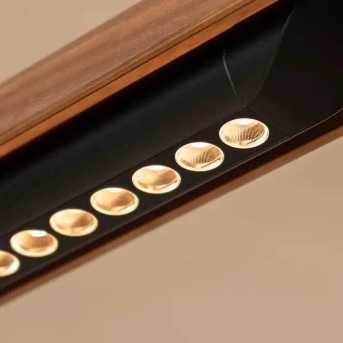 Lampes suspendues en bois