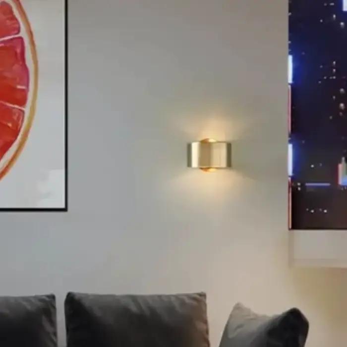 Applique murale moderne Claeted avec abat-jour blanc pour éclairage quotidien en cuisine, salle à manger, chambre et bureau occasions spéciales