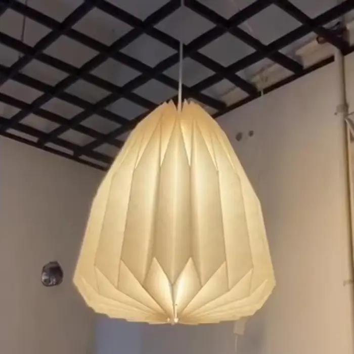 Plafonnier origami créatif