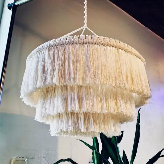 Abat-jour bohème en macramé avec pompon