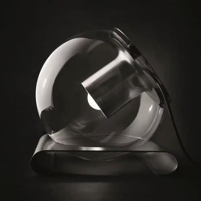 Lampe de table en boule de verre design nordique minimaliste et créatif post-moderne idéal pour chambre à coucher ou bar avec finition chromée et ampoules LED
