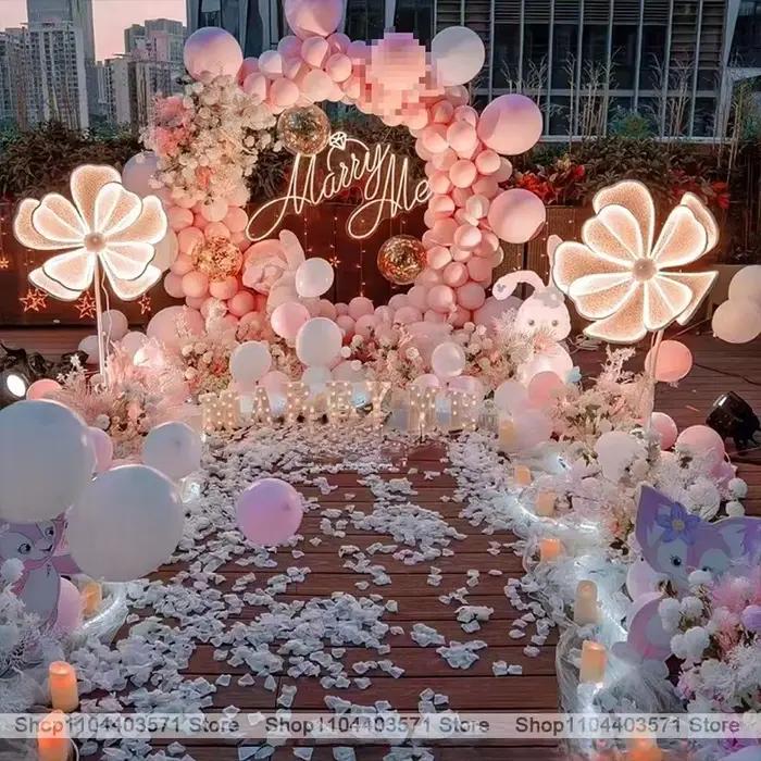 Lampe à fleurs LED pivoine en soie pour décoration de mariage et événements spéciaux intérieurs blanc chaud lumière dentelle tulipe浪漫灯光装饰吊灯-牡丹白炽LED蕾丝花婚礼装饰内部照明光源牡丹白炽LED蕾丝花婚礼装饰特殊场合