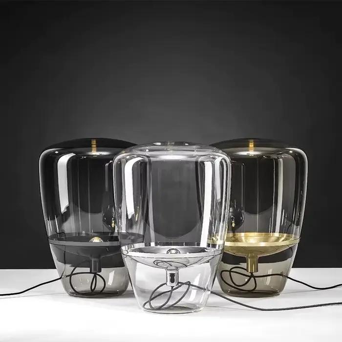 Lampe de table en verre de designer tchèque