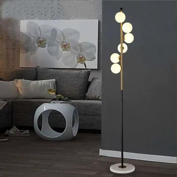 Lampe autoportante en verre au design nordique post-moderne, luminaire décoratif d'intérieur, idéal pour un salon ou une chambre à coucher, art créatif
