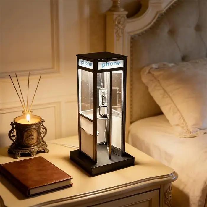 Lampe de bureau vintage en forme de cabine téléphonique