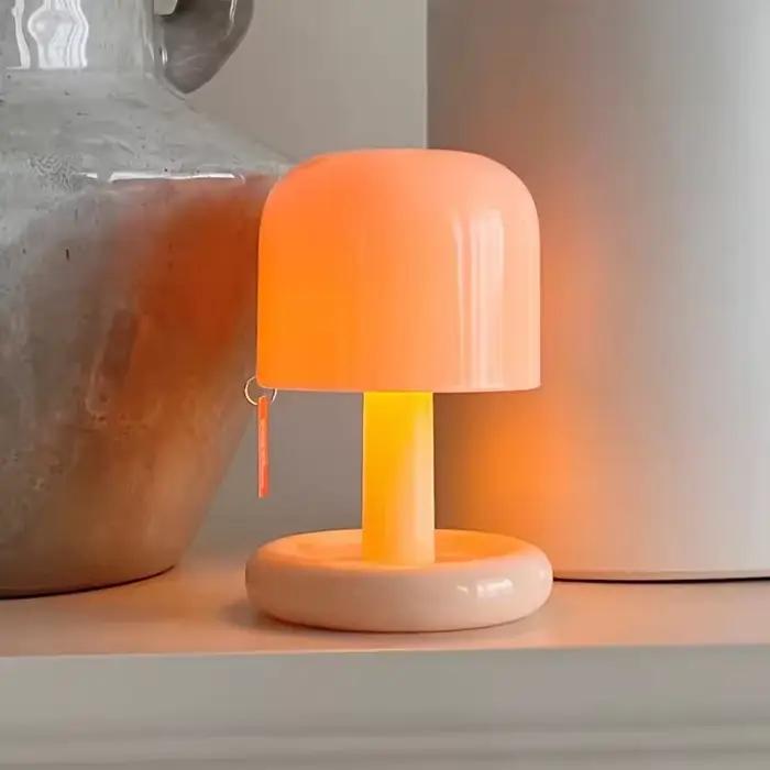 Mini lampe de nuit créative de style champignon
