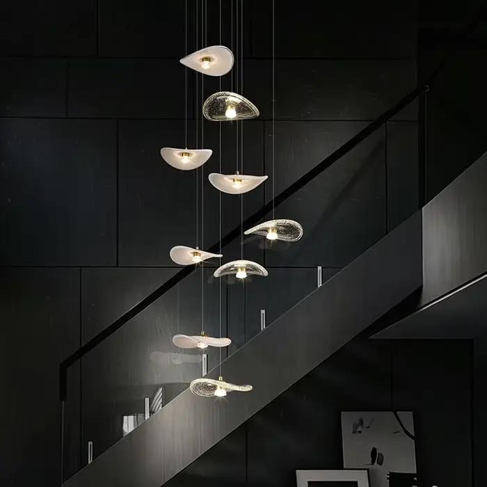 Lustre suspendu moderne en verre pour escalier