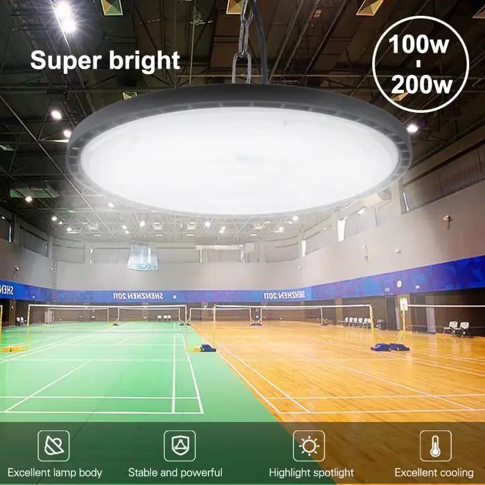 Luminaires industriels modernes avec un éclairage super lumineux de 100W