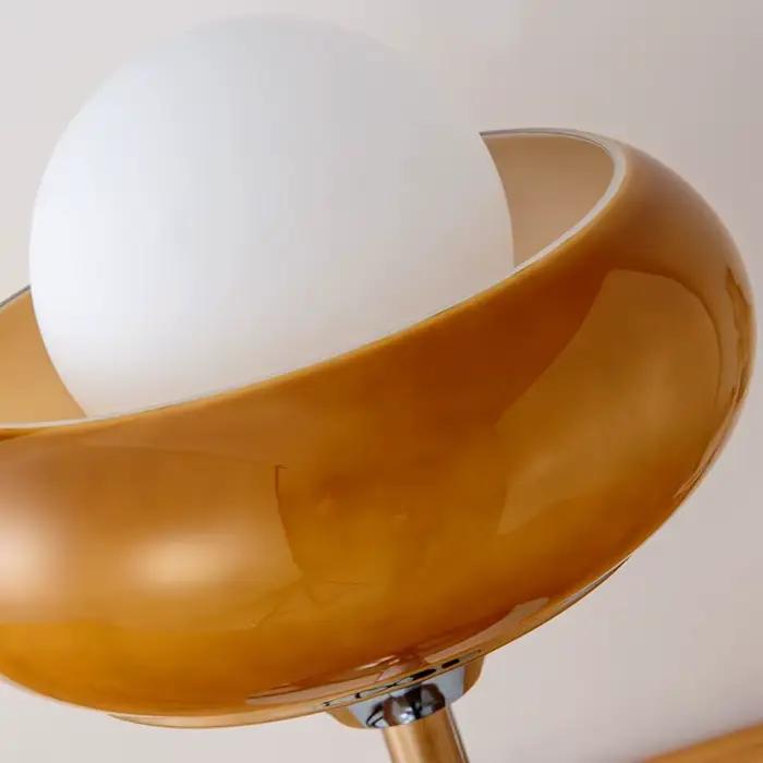 Lampe de table Guzzini au design rétro moderne
