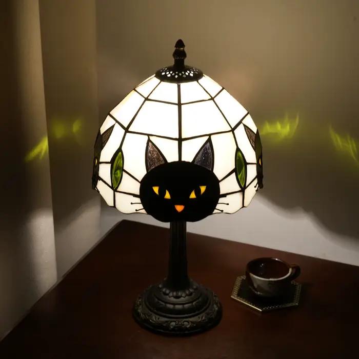 Lampe de bureau chat noir mignon, lampe de table vintage en vitrail avec base animale pour chambre de fille, chevet, décoration, cadeau de festival