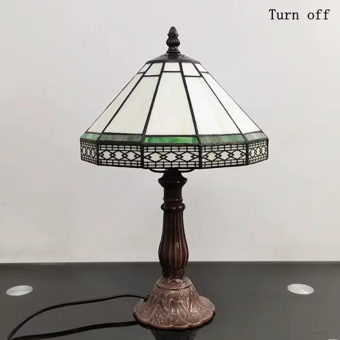 Petite lampe de table en maille géométrique minimaliste scandinave