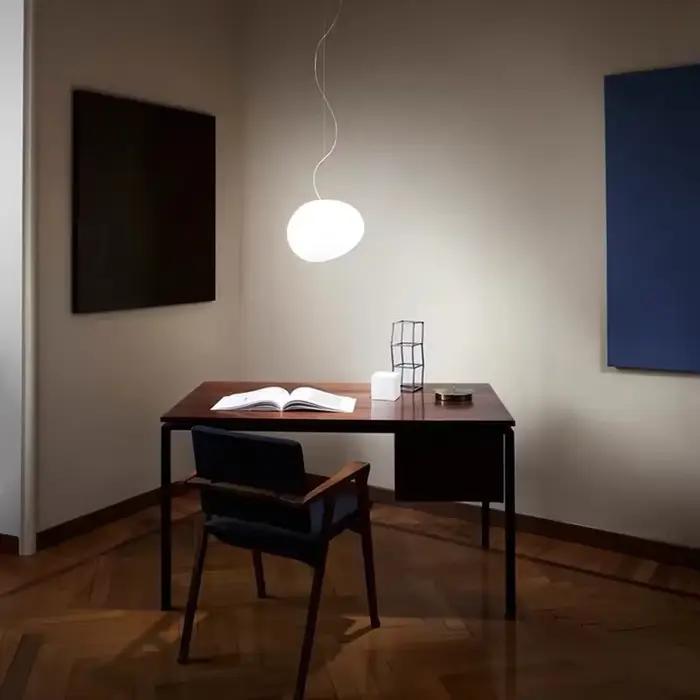 Lampe LED Suspendue en Verre Blanc au Design Gregg