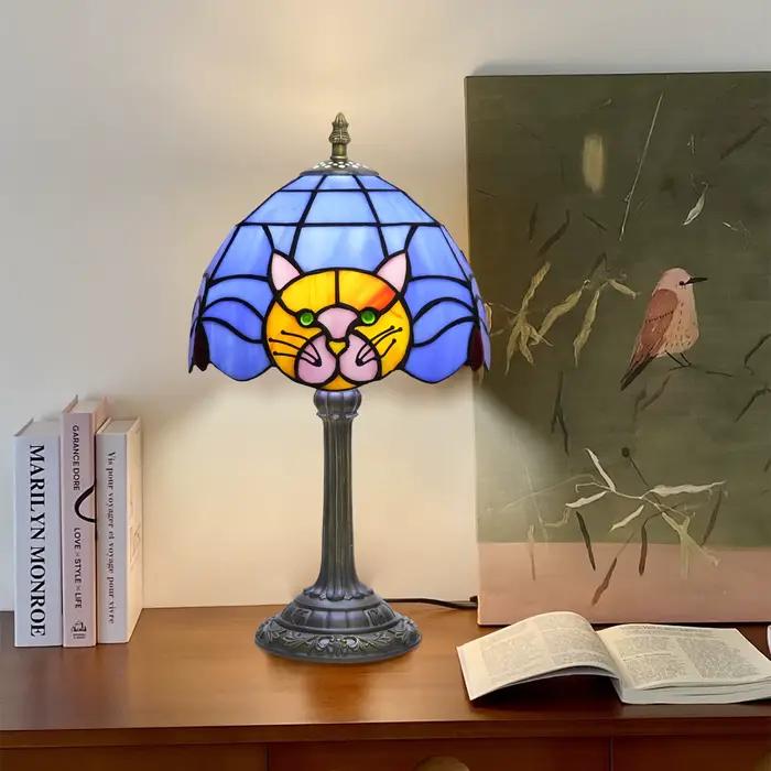 Lampe en verre teinté, petite lampe de chevet pour le salon