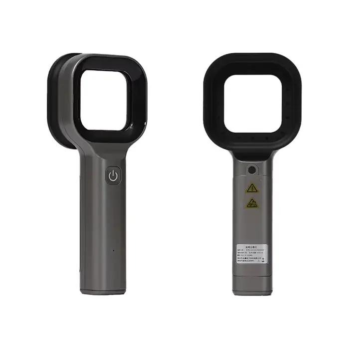 Lampe en bois brun foncé pour soins d'animaux de compagnie avec chargeur USB intégré et filtre portatif pour diagnostics de peau et soins de routine chez les chiens et chats