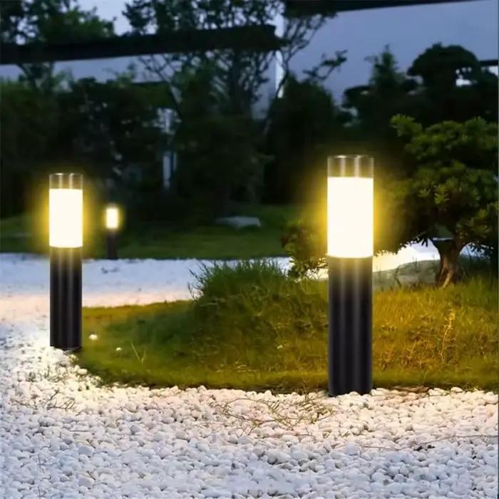 Réverbères solaires extérieurs à LED 1/2/4 avec capteurs de mouvement marche/arrêt automatiques adaptés aux jardins