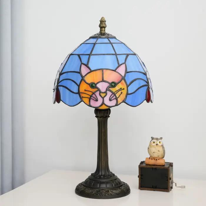 Lampe en verre teinté, petite lampe de chevet pour le salon