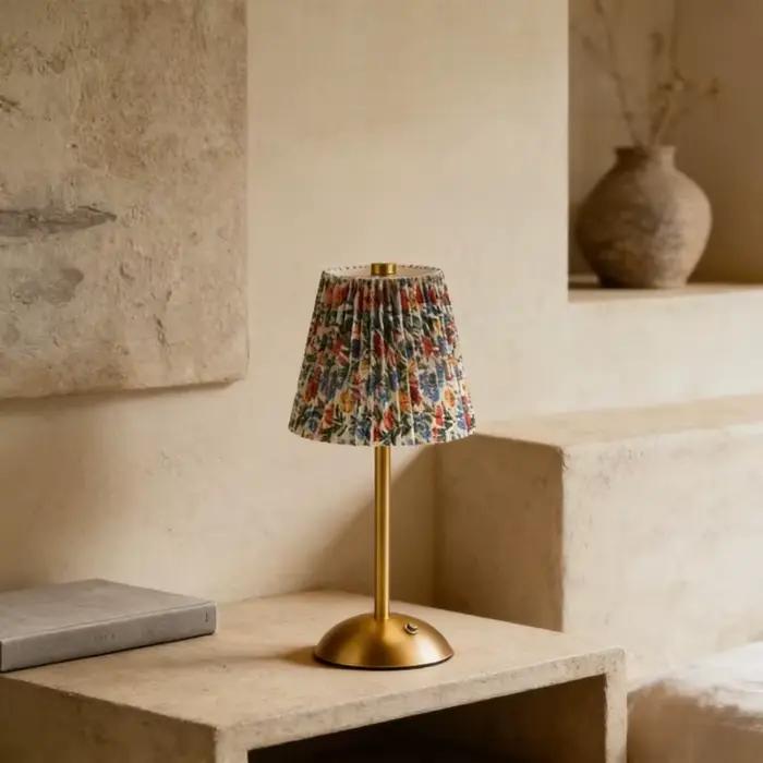 Lampe de table plissée florale vintage française
