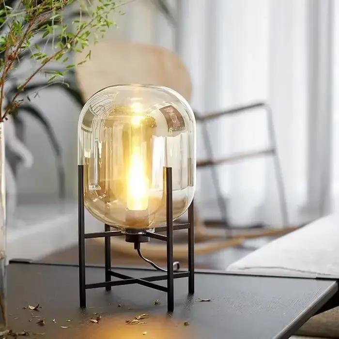 Lampe de sol décorative en verre de style nordique postmoderne