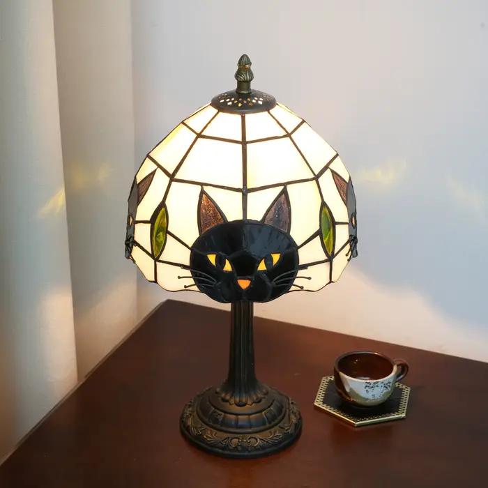 Lampe de bureau chat noir mignon, lampe de table vintage en vitrail avec base animale pour chambre de fille, chevet, décoration, cadeau de festival