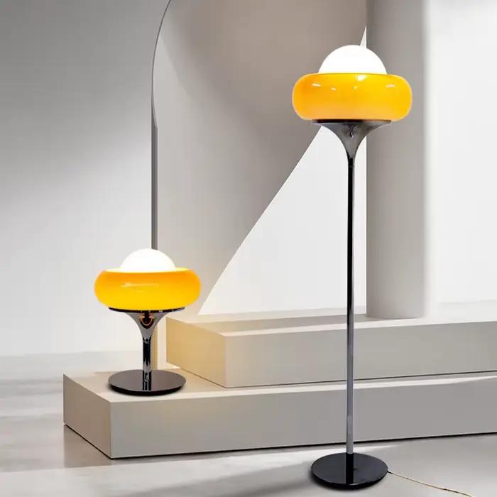 Lampe de table Guzzini au design rétro moderne