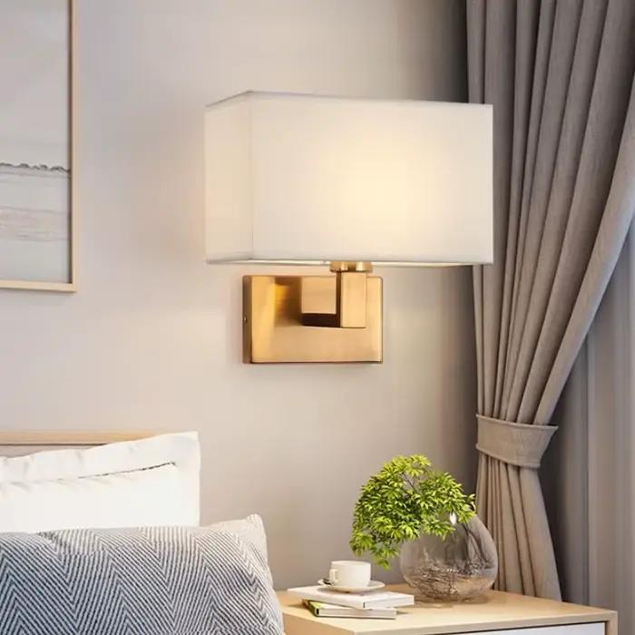 Applique murale de chevet d'hôtel transfrontalière moderne minimaliste chambre couverture en tissu lampe de lecture