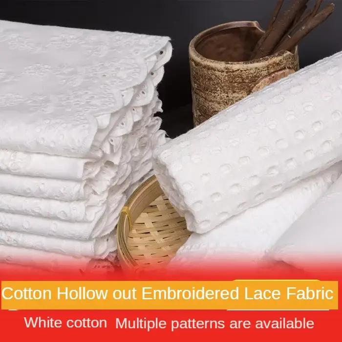 Tissu en dentelle brodée blanche, 100% au mètre, coton, robes de mariée, jupes, vêtements, couture, fleur, gril creux, cour de brocart