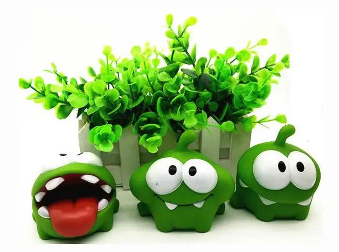 Nouveauté enfants jouets un Pice 7.5*7.5*6.5 cm véritable Om Nom jouet d'action avec son à presser en Stock